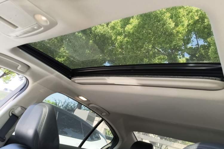 Used Infiniti Q50L 2021 2.0T Comfort Edition Headliner