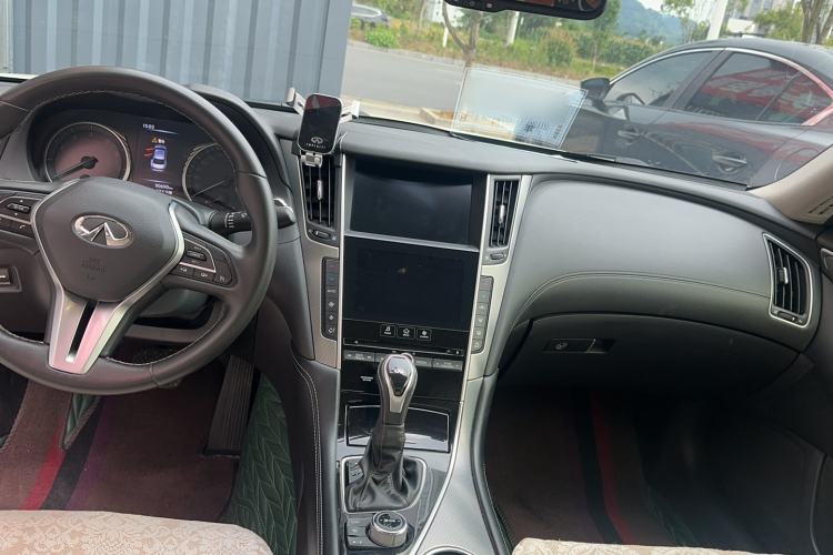 Used Infiniti Q50L 2021 2.0T Enjoyment Edition Interior 4