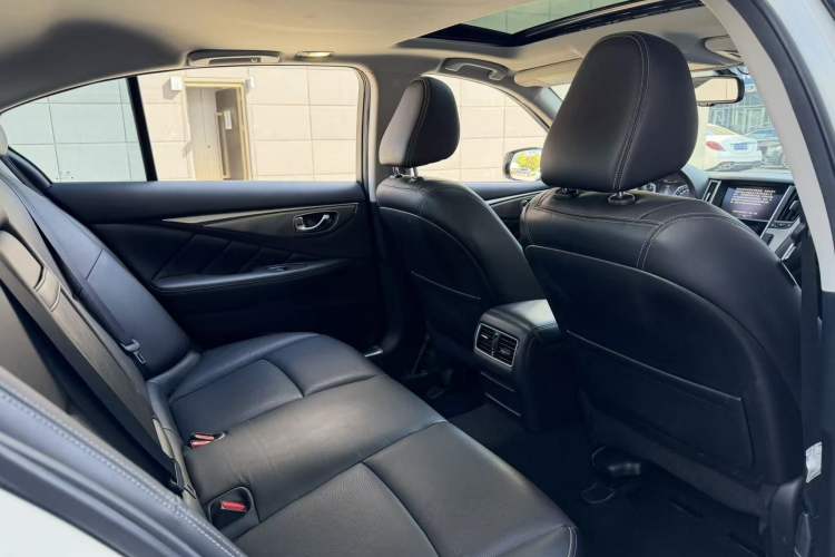 Used Infiniti Q50L 2021 2.0T Enjoyment Edition Interior 5