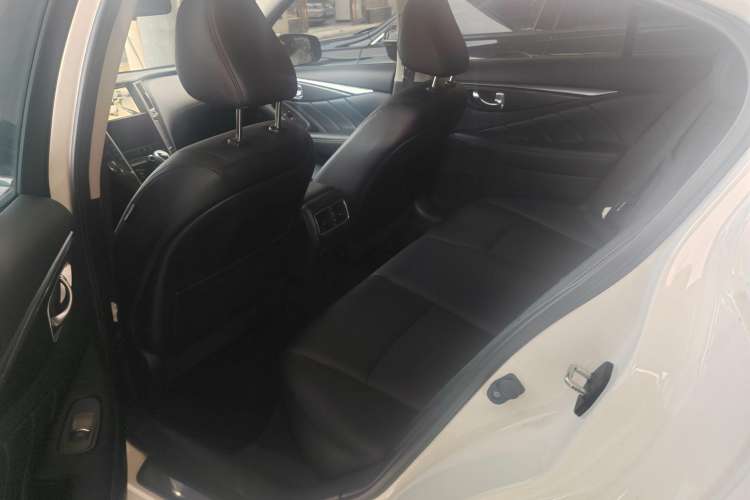 Used Infiniti Q50L 2021 2.0T Comfort Edition Interior 5