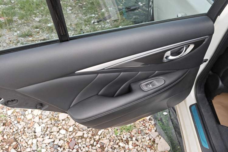 Used Infiniti Q50L 2021 2.0T Comfort Edition Left Rear Door Interior