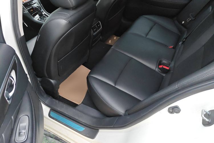 Used Infiniti Q50L 2021 2.0T Comfort Edition Left Rear Seat