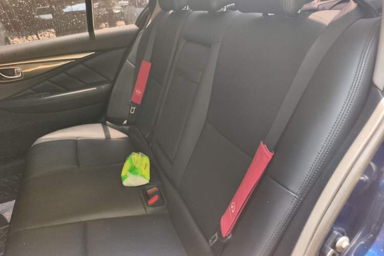 Used Infiniti Q50L 2021 2.0T Comfort Edition Left Rear Seat