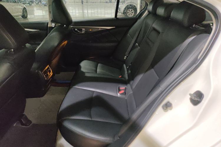 Used Infiniti Q50L 2021 2.0T Comfort Edition Left Rear Seat