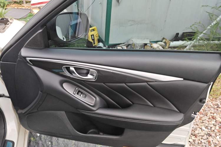 Used Infiniti Q50L 2021 2.0T Comfort Edition Right Front Door Interior
