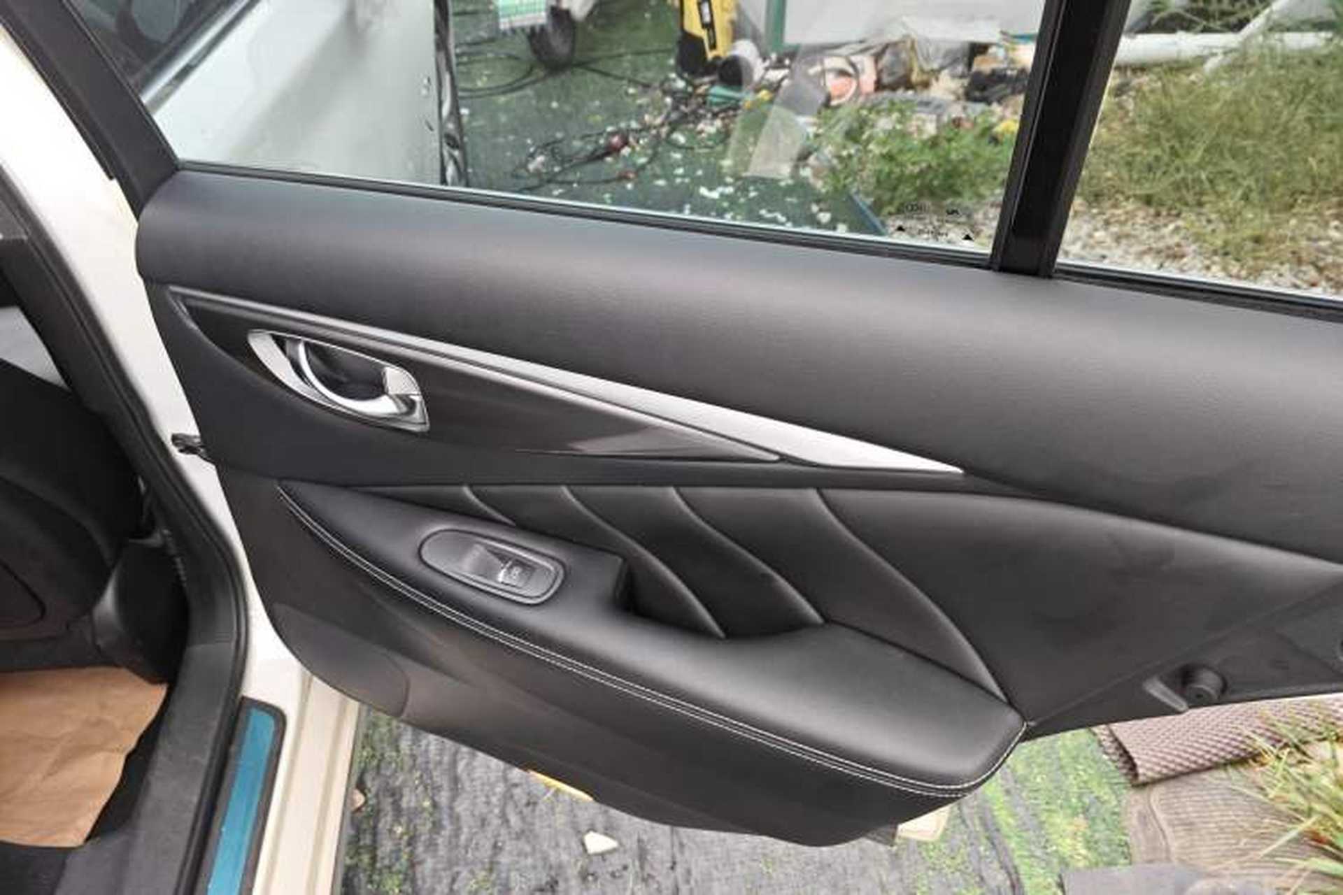 Used Infiniti Q50L 2021 2.0T Comfort Edition Right Rear Door Interior