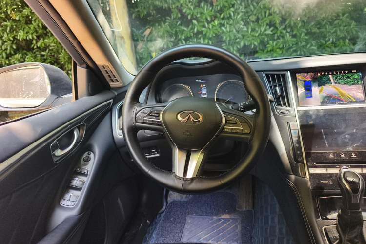 Used Infiniti Q50L 2021 2.0T Comfort Edition Steering Wheel