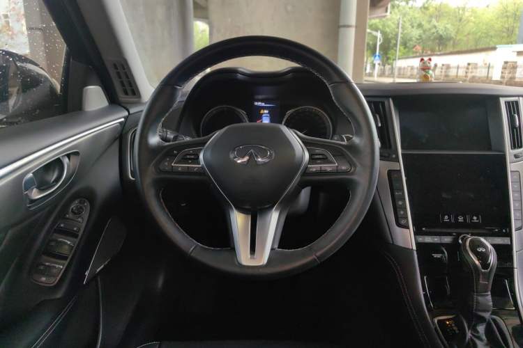 Used Infiniti Q50L 2021 2.0T Enjoyment Edition Steering Wheel