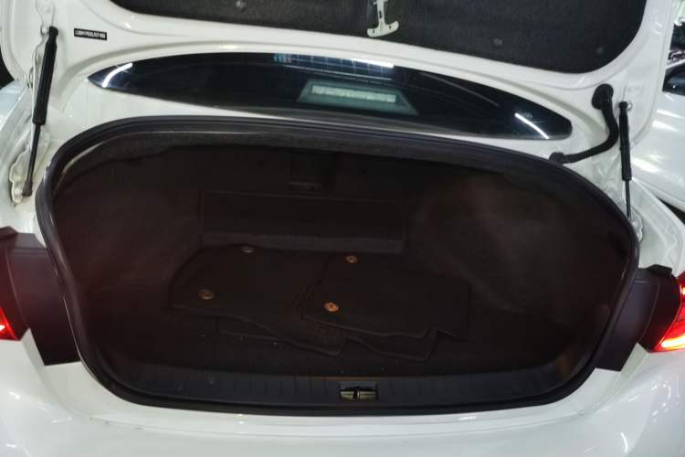 Used Infiniti Q50L 2021 2.0T Enjoyment Edition Trunk