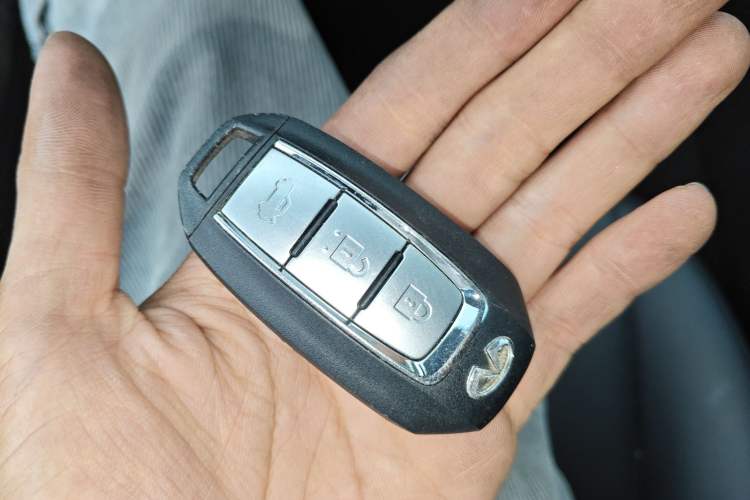 Used Infiniti Q50L 2021 2.0T Comfort Edition Vehicle Key