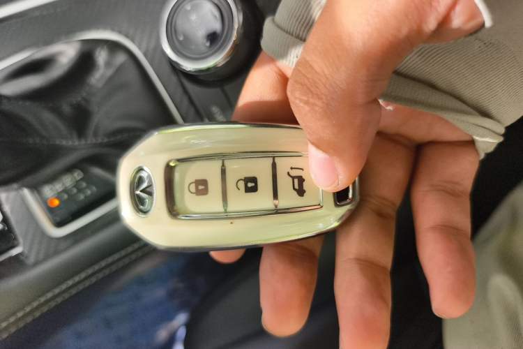 Used Infiniti Q50L 2021 2.0T Comfort Edition Vehicle Key