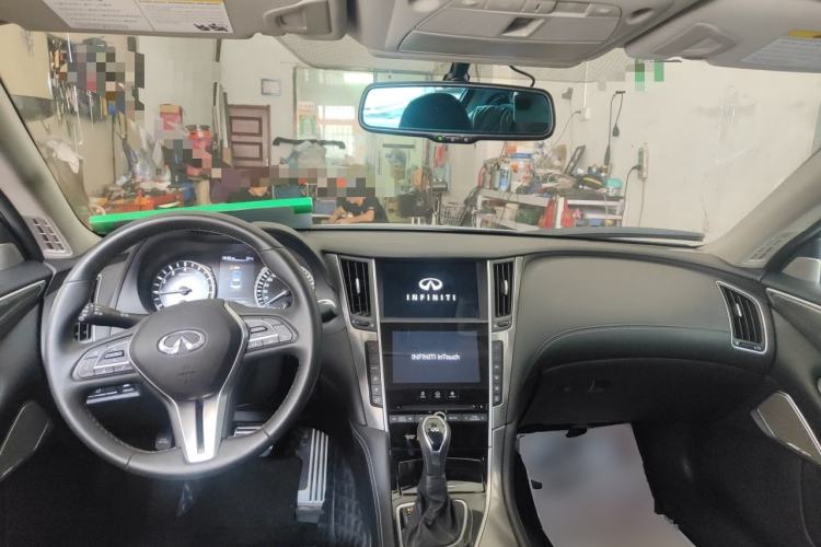 Used Infiniti Q50L 2022 2.0T Enjoyment Sport Edition Center Console