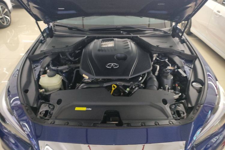 Used Infiniti Q50L 2022 2.0T Enjoyment Edition Engine Bay