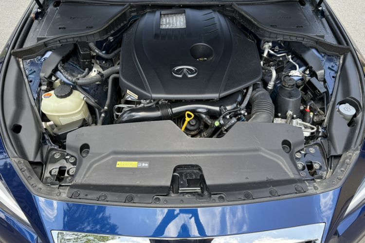 Used Infiniti Q50L 2022 2.0T Enjoyment Edition Engine Bay