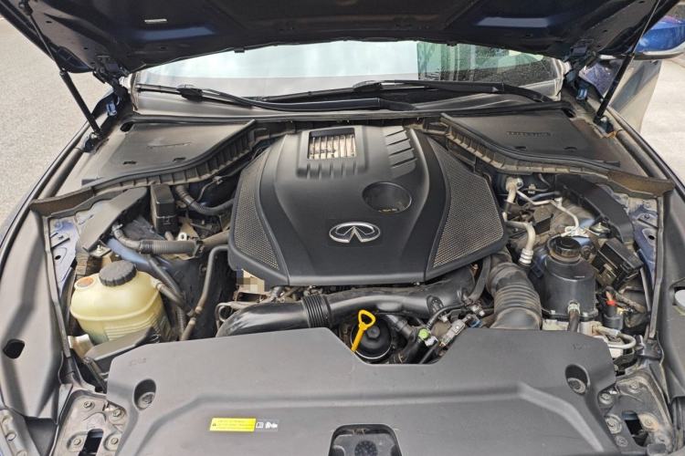 Used Infiniti Q50L 2022 2.0T Enjoyment Edition Engine Bay