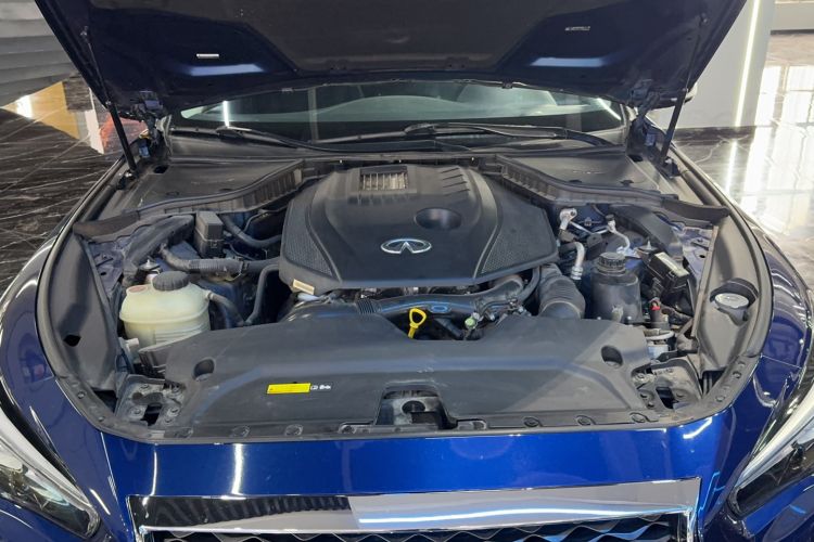 Used Infiniti Q50L 2022 2.0T Enjoyment Edition Engine Bay