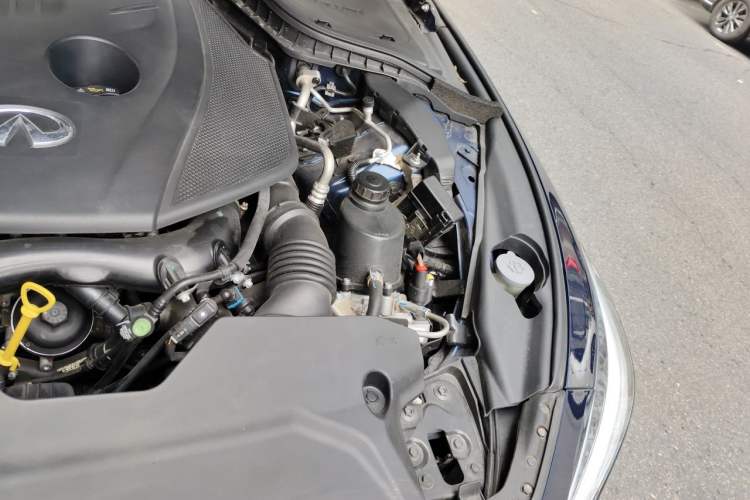 Used Infiniti Q50L 2022 2.0T Enjoyment Edition Engine Bay Left