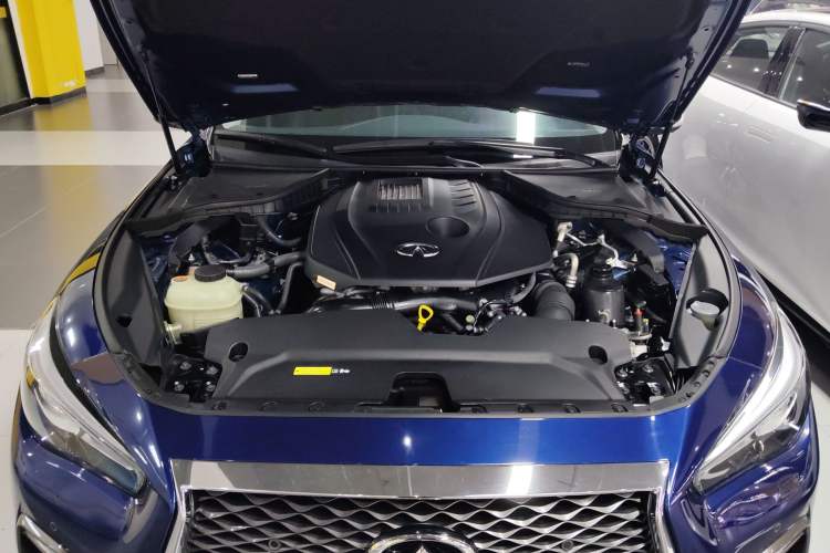 Used Infiniti Q50L 2022 2.0T Enjoyment Sport Edition Engine Bay
