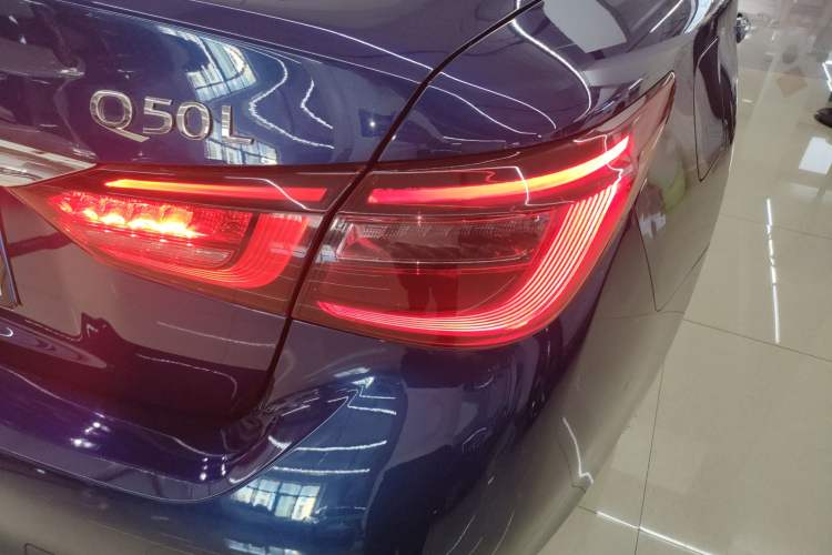 Used Infiniti Q50L 2022 2.0T Enjoyment Edition Exterior 6