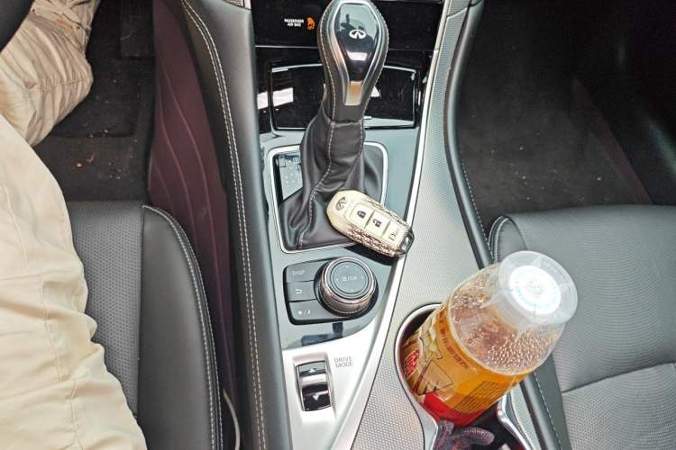 Used Infiniti Q50L 2022 2.0T Enjoyment Edition Gear Lever