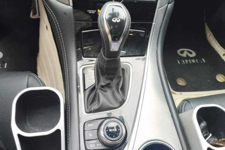 Used Infiniti Q50L 2022 2.0T Enjoyment Sport Edition Gear Lever