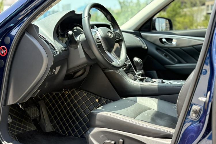 Used Infiniti Q50L 2022 2.0T Enjoyment Edition Left Front Seat