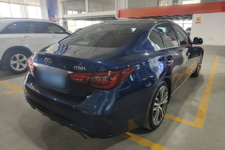 Used Infiniti Q50L 2022 2.0T Enjoyment Edition Rear Right 45 Deg