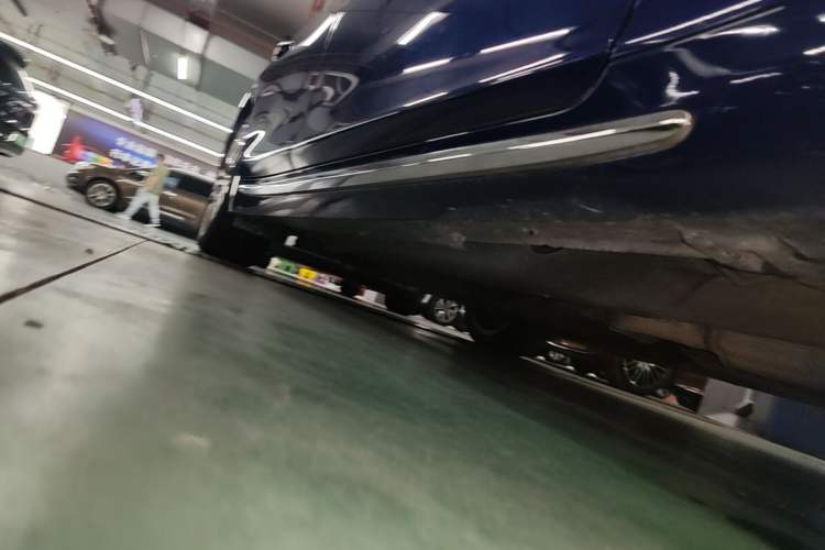 Used Infiniti Q50L 2022 2.0T Enjoyment Edition Right Side Sill