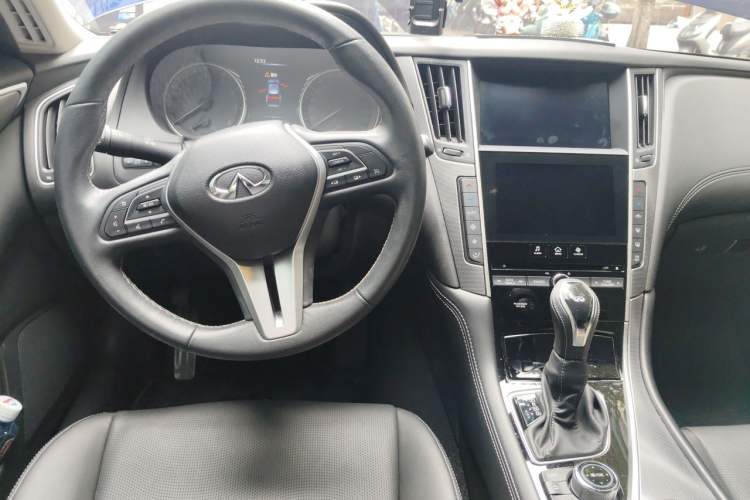 Used Infiniti Q50L 2022 2.0T Enjoyment Edition Steering Wheel