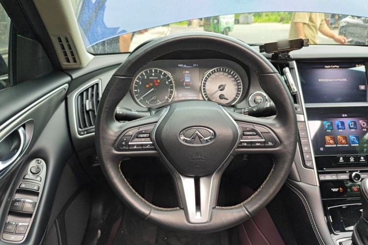Used Infiniti Q50L 2022 2.0T Enjoyment Edition Steering Wheel