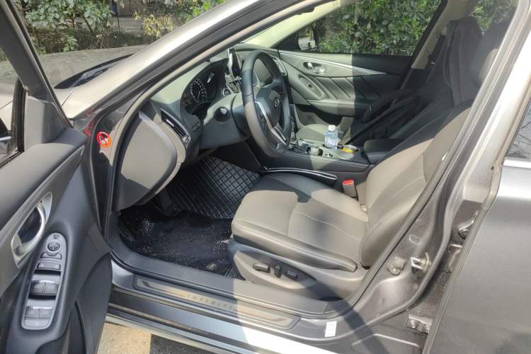 Used Infiniti Q50L 2022 2.0T Enjoyment Edition Driver Seat