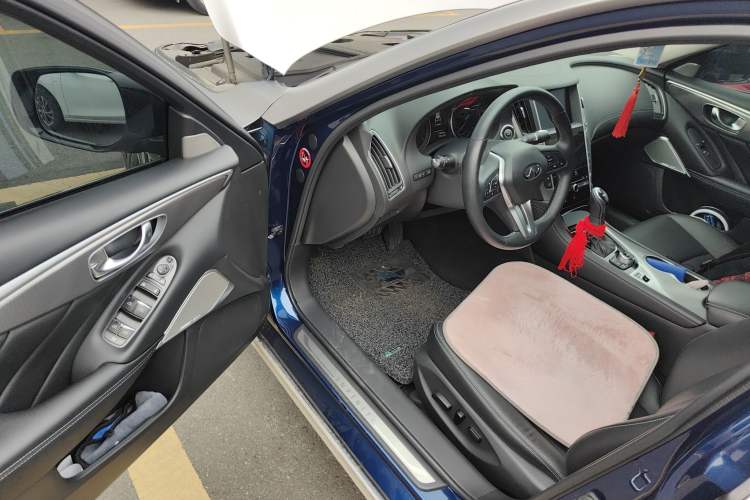 Used Infiniti Q50L 2022 2.0T Enjoyment Edition Driver Seat