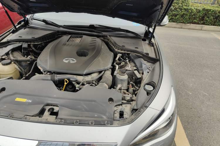 Used Infiniti Q50L 2022 2.0T Enjoyment Edition Engine Bay Left