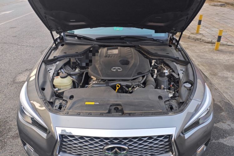 Used Infiniti Q50L 2022 2.0T Enjoyment Edition Engine Bay