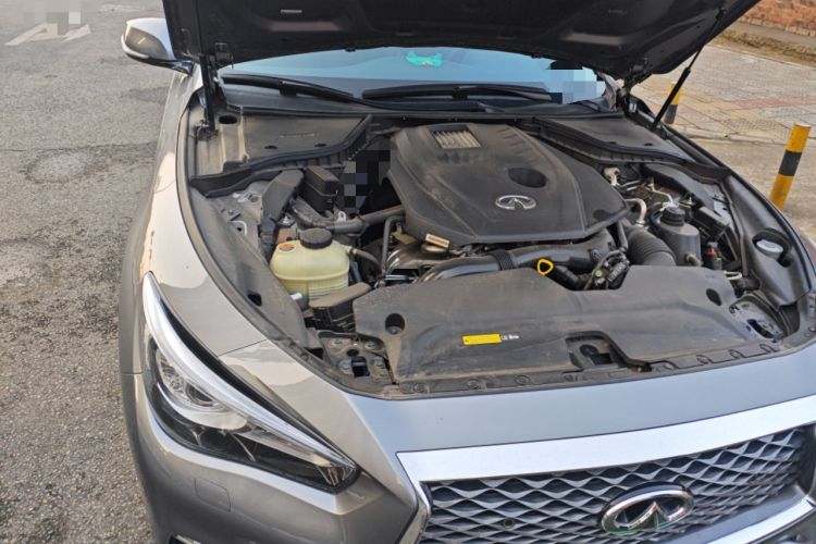 Used Infiniti Q50L 2022 2.0T Enjoyment Edition Engine Bay Right