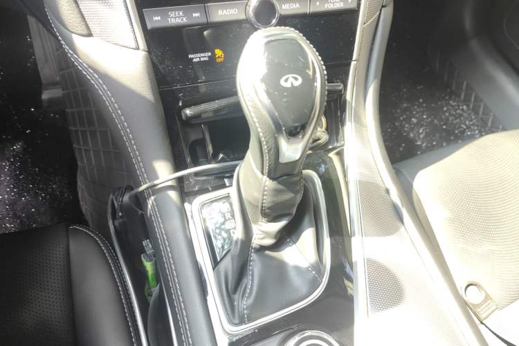 Used Infiniti Q50L 2022 2.0T Enjoyment Edition Gear Lever