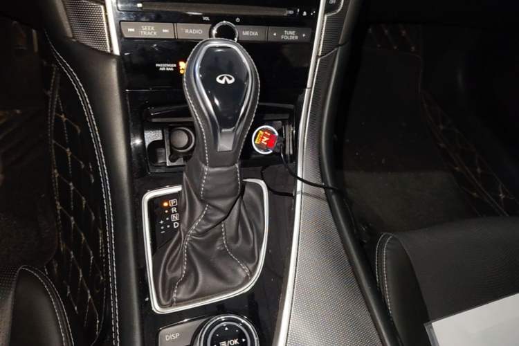 Used Infiniti Q50L 2022 2.0T Enjoyment Edition Gear Lever