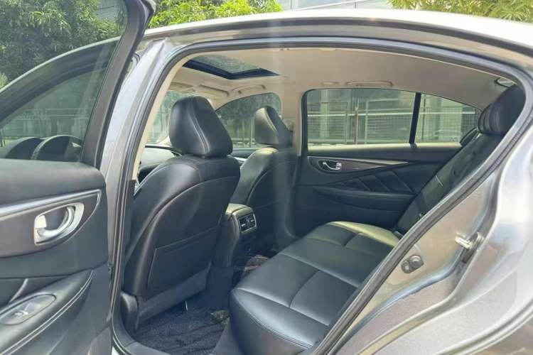 Used Infiniti Q50L 2022 2.0T Comfort Edition Interior 2