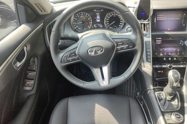 Used Infiniti Q50L 2022 2.0T Enjoyment Edition Steering Wheel