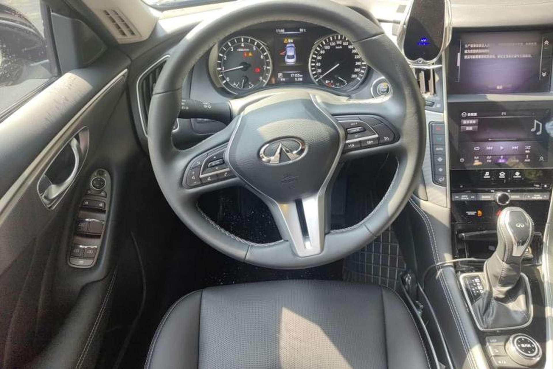 Used Infiniti Q50L 2022 2.0T Enjoyment Edition Steering Wheel