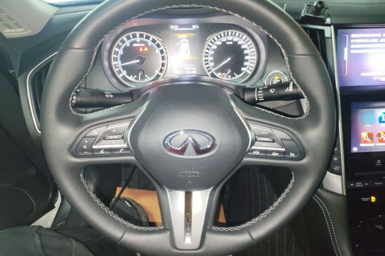 Used Infiniti Q50L 2022 2.0T Enjoyment Edition Steering Wheel