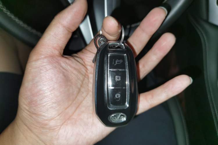 Used Infiniti Q50L 2022 2.0T Enjoyment Edition Vehicle Key