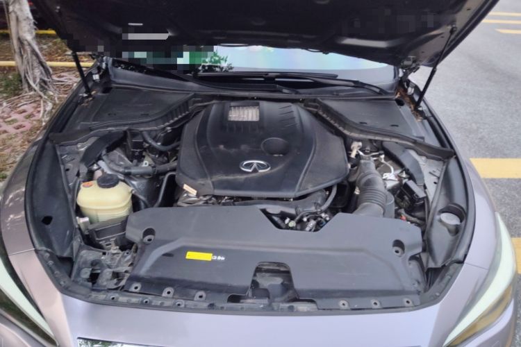Used Infiniti Q50L 2022 2.0T Enjoyment Edition Engine Bay