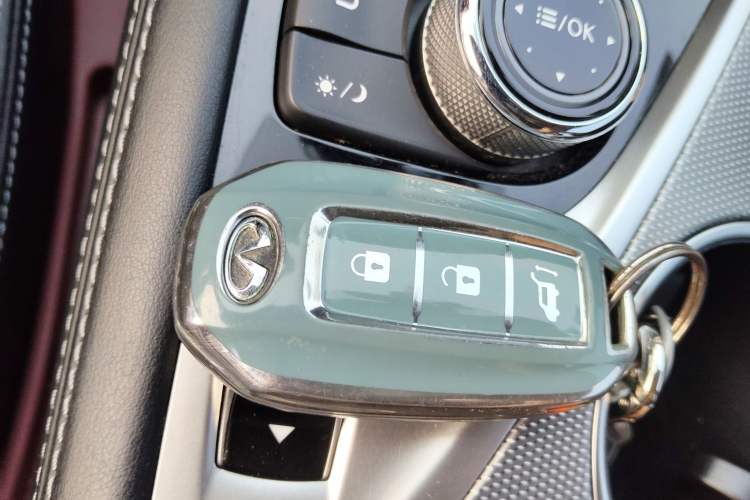 Used Infiniti Q50L 2022 2.0T Enjoyment Edition Vehicle Key