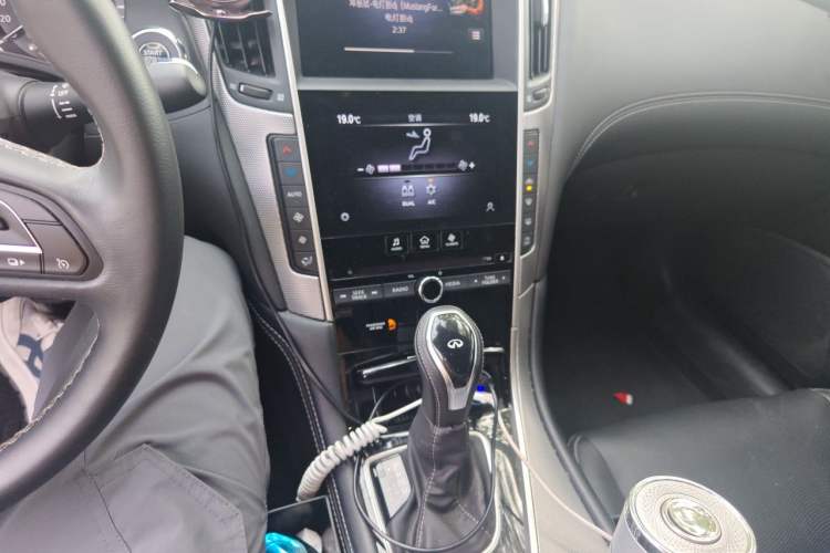 Used Infiniti Q50L 2022 2.0T Enjoyment Edition Audio And AC Panel