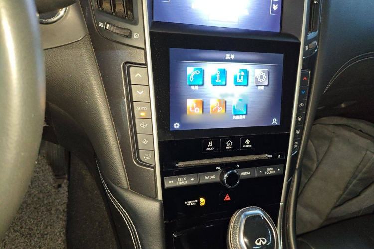 Used Infiniti Q50L 2022 2.0T Comfort Edition Audio And AC Panel