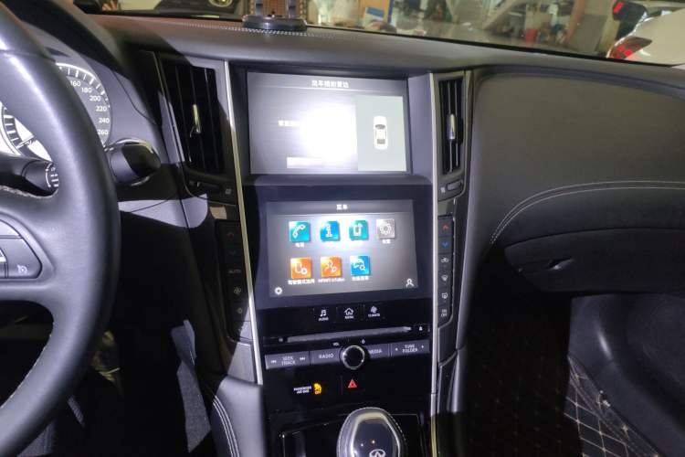 Used Infiniti Q50L 2022 2.0T Comfort Edition Audio And AC Panel