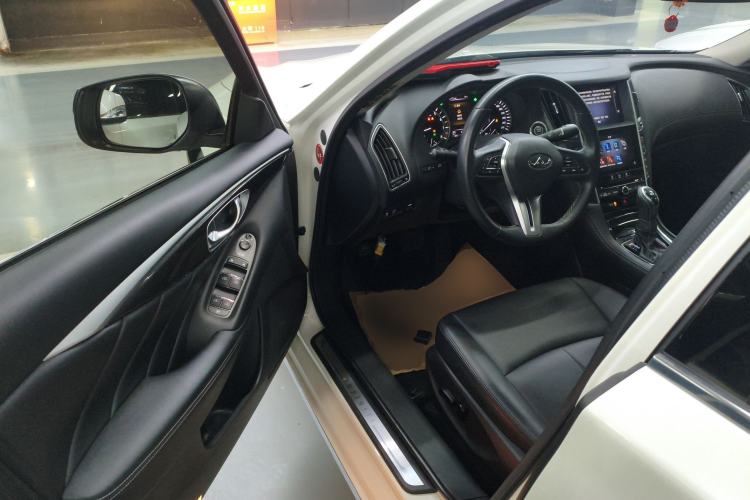 Used Infiniti Q50L 2022 2.0T Comfort Edition Driver Seat