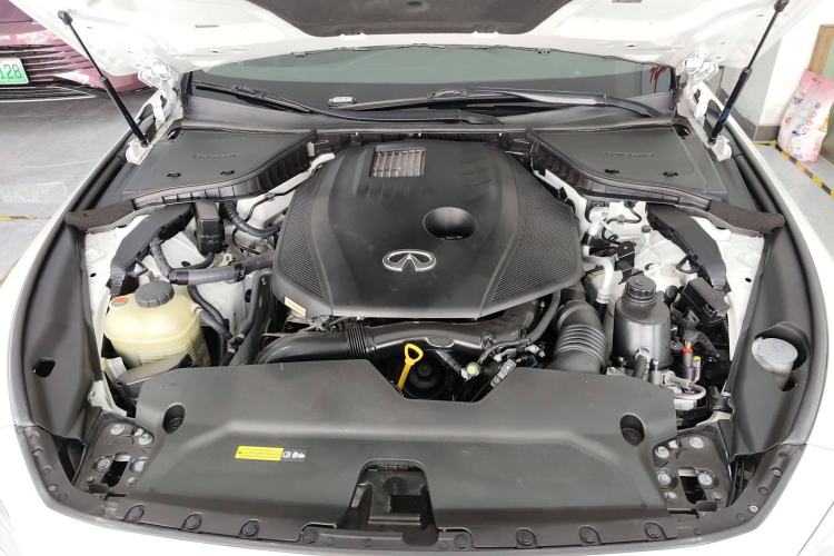 Used Infiniti Q50L 2022 2.0T Comfort Edition Engine Bay