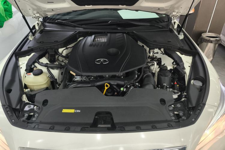 Used Infiniti Q50L 2022 2.0T Comfort Edition Engine Bay